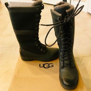 New Ugg Elvia waterproof gray boots. Size 5